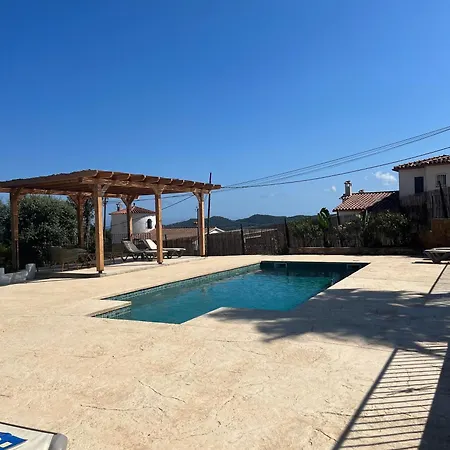 Primos Villa