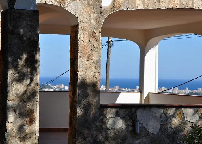 Primos Villa
